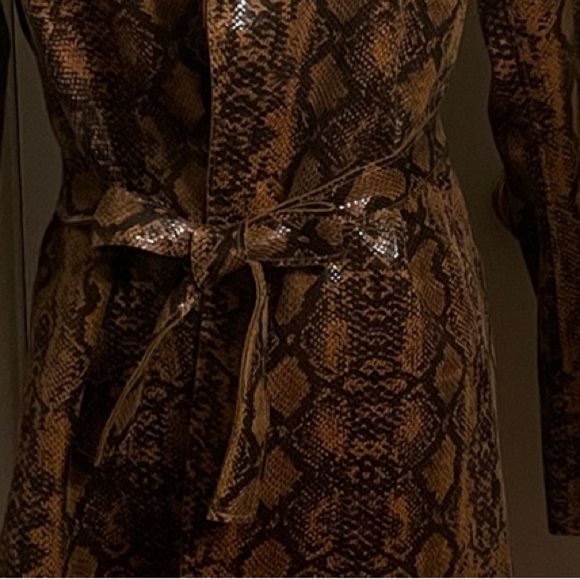 Blank NYC Tan Snake Print Trench Coat - Picture 3 of 9